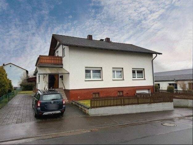 Mehrfamilienhaus zum Kauf 275.000 € 8 Zimmer 220 m² 794 m² Grundstück Schenklengsfeld 36277