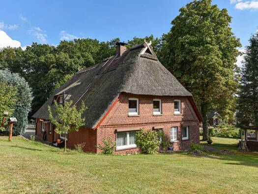 Einfamilienhaus zum Kauf 797.000 € 8 Zimmer 274 m² 6.990 m² Grundstück Im Sande 10 Rolfsen Soderstorf 21388