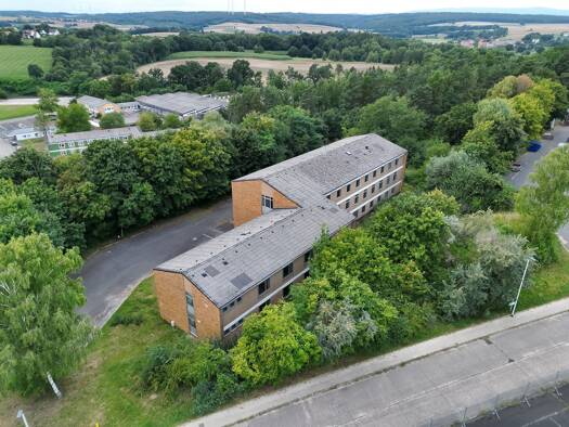 Büro-/Praxisfläche zur Miete provisionsfrei 10.000 € 42 Zimmer 1.500 m² Bürofläche Treysa Schwalmstadt 34613