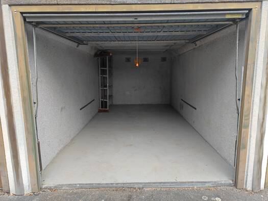 Garage zur Miete provisionsfrei 90 € Werkvolkstr. 92 - 94 Röthenbach b Schweinau Nürnberg 90451