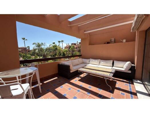 Wohnung zur Miete 2.400 € 2 Zimmer 137 m² Estepona 29680
