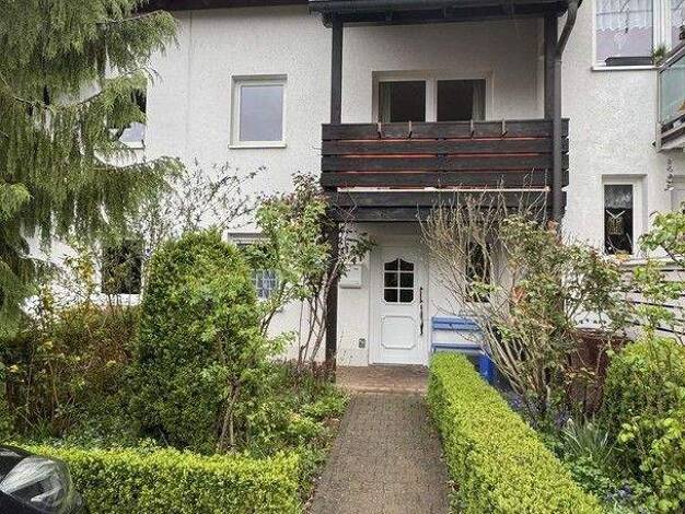 Reihenmittelhaus zum Kauf provisionsfrei 330.000 € 5 Zimmer 130 m² 535 m² Grundstück Aue 08280