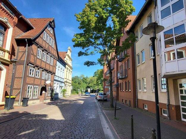 Wohnung zur Miete 800 € 3 Zimmer 90 m² EG Krumme Straße 13 Stadthagen 31655