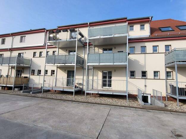 Wohnung zur Miete 500 € 2 Zimmer 40,9 m² EG frei ab sofort Schkeuditz 04435