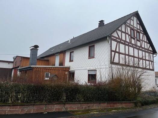 Einfamilienhaus zum Kauf 139.500 € 5 Zimmer 130 m² 966 m² Grundstück frei ab sofort Rebgeshain Ulrichstein 35327