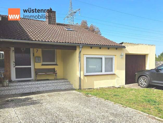 Doppelhaushälfte zum Kauf 227.000 € 5 Zimmer 130 m² 474 m² Grundstück Holzminden 37603