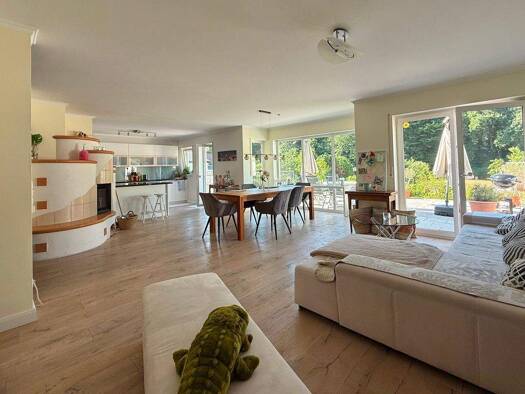 Mehrfamilienhaus zum Kauf 1.495.000 € 6 Zimmer 220,9 m² 1.006 m² Grundstück Neu-Isenburg 63263