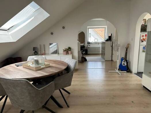 Maisonette zur Miete 900 € 2 Zimmer 75 m² Geschoss 2/3 frei ab 01.11.2026 Diedenbergen Hofheim am Taunus 65719