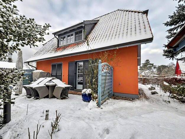 Doppelhaushälfte zum Kauf 449.000 € 3 Zimmer 95 m² 582 m² Grundstück Wieck a. Darß 18375