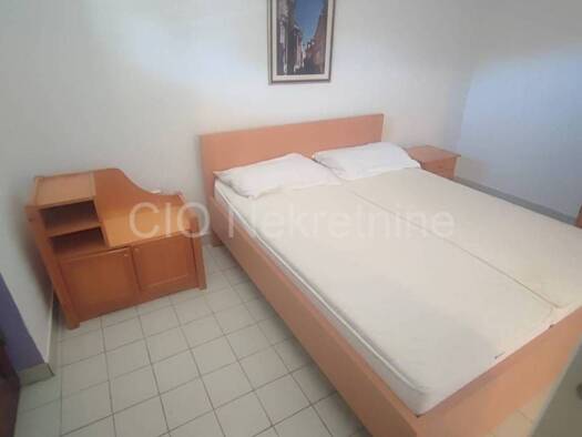 Haus zur Miete 3.000 € 7 Zimmer 240 m² Rogoznica