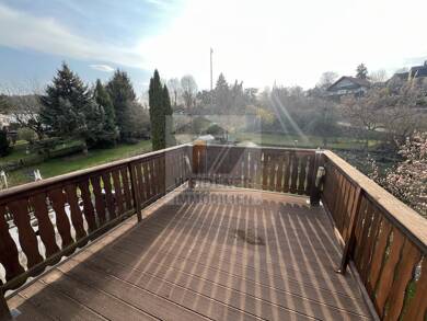 Haus zum Kauf provisionsfrei 109.000 € 10 Zimmer 231 m² 172 m² Grundstück frei ab sofort Clara-Zetkin-Straße 15 Weida Weida 07570
