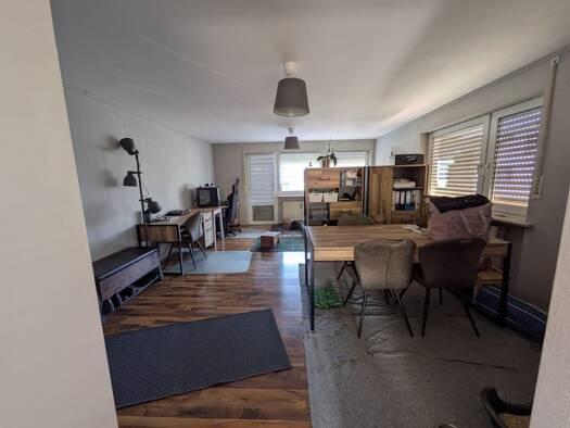 Wohnung zur Miete 740 € 1 Zimmer 80 m² Geschoss 1/2 frei ab 01.08.2026 Höchstadt Höchstadt a.d.Aisch 91315