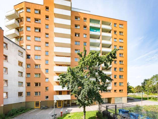 Wohnung zur Miete nur mit Wohnberechtigungsschein 684 € 2,5 Zimmer 84,8 m² 10. Geschoss frei ab 30.07.2025 Obstallee 4 Spandau Berlin 13593