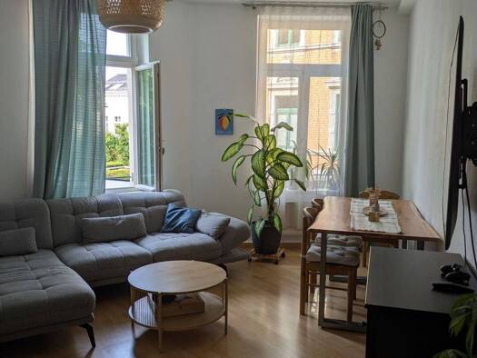 Wohnung zur Miete 880 € 2,5 Zimmer 67 m² Geschoss 2/3 frei ab 01.11.2026 Gohlis-Süd Nord 04155