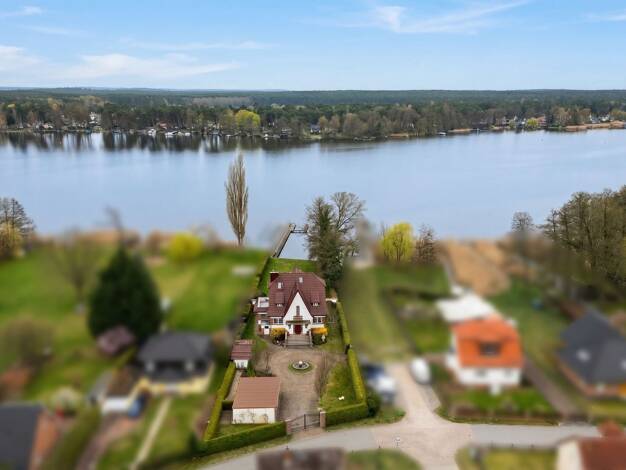 Villa zum Kauf 2.100.000 € 9 Zimmer 250 m² 1.730 m² Grundstück Kablow Königs Wusterhausen 15712