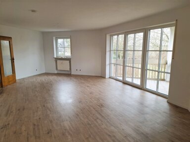 Wohnung zur Miete 750 € 3 Zimmer 75 m² frei ab sofort Pfarrer-Zielbauer-Weg 8 Geisenhausen Geisenhausen 84144