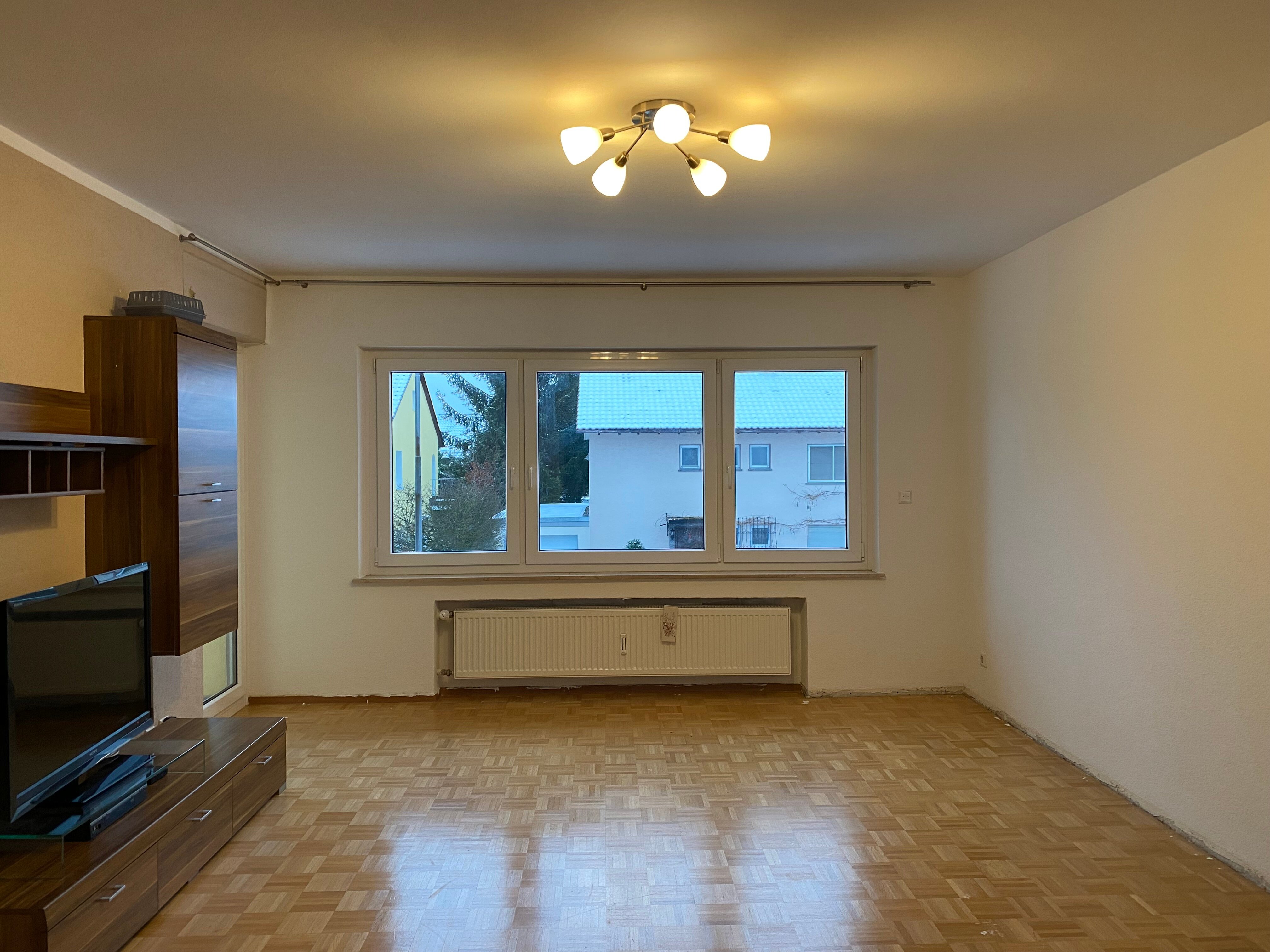 Wohnung zur Miete 1.100 € 3 Zimmer 100 m²<br/>Wohnfläche 1.<br/>Geschoss ab sofort<br/>Verfügbarkeit Friedingen 84 Singen (Hohentwiel) 78224