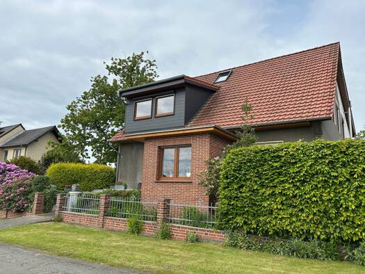 Haus zum Kauf provisionsfrei 522.000 € 7 Zimmer 284 m² 2.450 m² Grundstück frei ab sofort Mennighüffen Löhne 32584