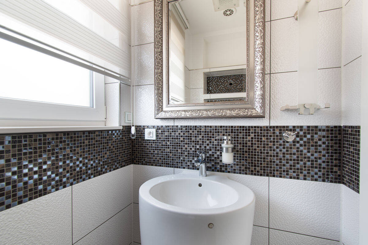 Property thumbnail 16