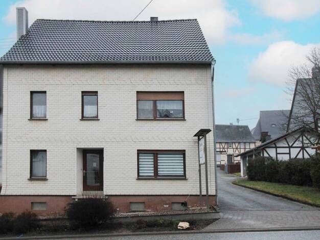 Sonstiges zum Kauf als Kapitalanlage geeignet 239.000 € 7 Zimmer 179 m² 1.918 m² Grundstück Dickenschied 55483