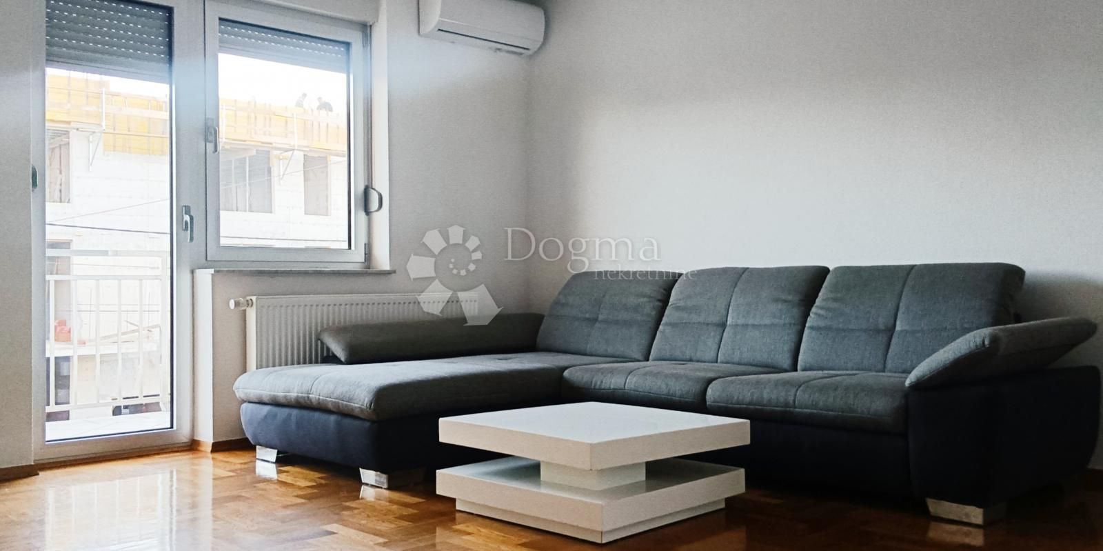 Wohnung zum Kauf 255.108 € 3 Zimmer 109 m²<br/>Wohnfläche 1.<br/>Geschoss Spansko 10000