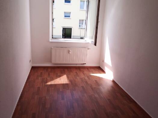 Wohnung zur Miete 350 € 4 Zimmer 68,2 m² frei ab sofort Großburschla Treffurt Grossburschla 99830