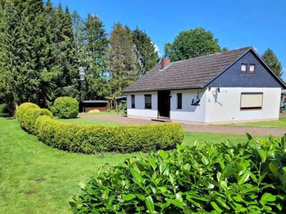 Einfamilienhaus zum Kauf 195.000 € 4 Zimmer 94 m²<br/>Wohnfläche 1.500 m²<br/>Grundstück ab sofort<br/>Verfügbarkeit Teufelsmoor Osterholz-Scharmbeck 27711