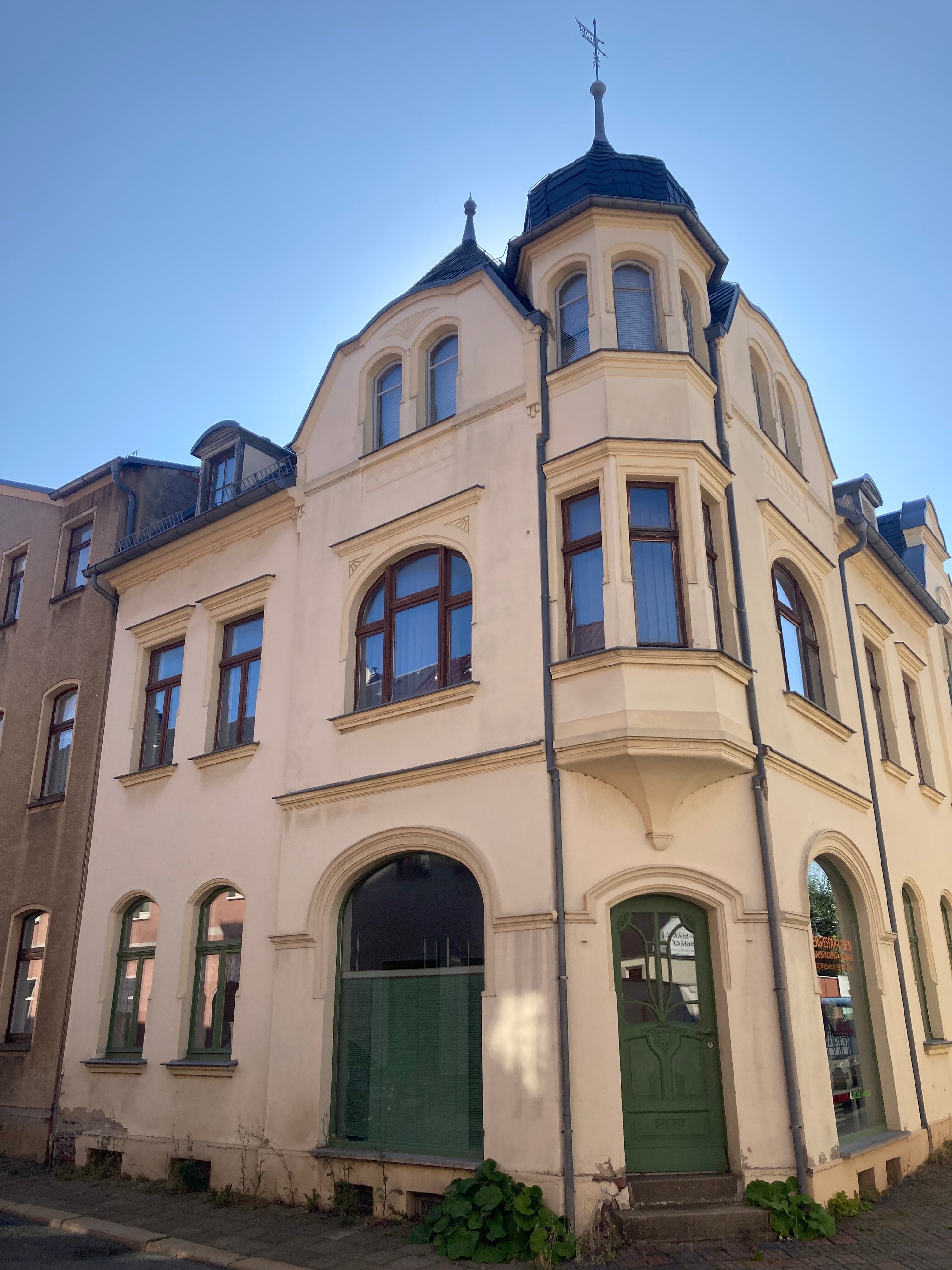 Mehrfamilienhaus zum Kauf 199.000 € 310 m²<br/>Wohnfläche ab sofort<br/>Verfügbarkeit Zeulenroda Zeulenroda-Triebes 07937