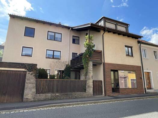 Haus zum Kauf 220.000 € 5 Zimmer 157 m² 160 m² Grundstück Tirschenreuth 95643