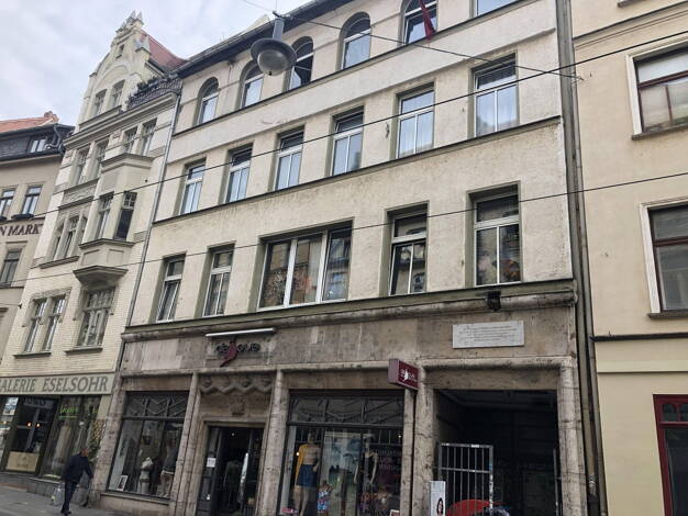 Mehrfamilienhaus zum Kauf provisionsfrei 940.000 € 40 Zimmer 1.100 m² 500 m² Grundstück Schmeerstraße 3 Altstadt Halle 06108