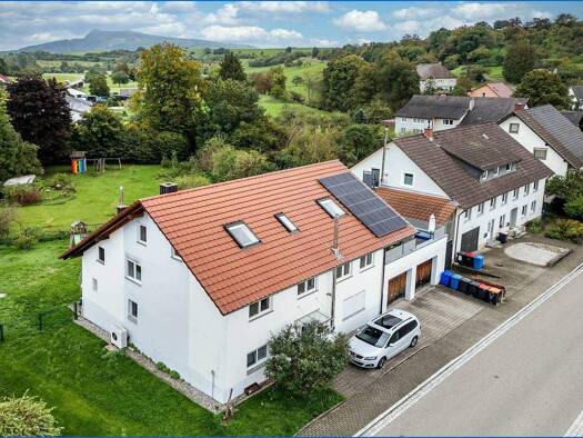 Mehrfamilienhaus zum Kauf 629.500 € 8,5 Zimmer 220 m² 756 m² Grundstück Büßlingen Tengen / Büßlingen 78250