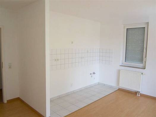 Wohnung zur Miete 385 € 2 Zimmer 38,3 m² frei ab 01.05.2026 Engelsdorf Leipzig 04319