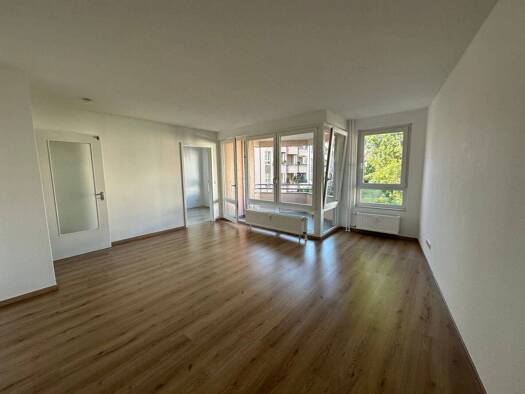 Wohnung zur Miete 1.580 € 3 Zimmer 83 m² Geschoss 1/4 frei ab sofort Friedrichsfelde Berlin 10315