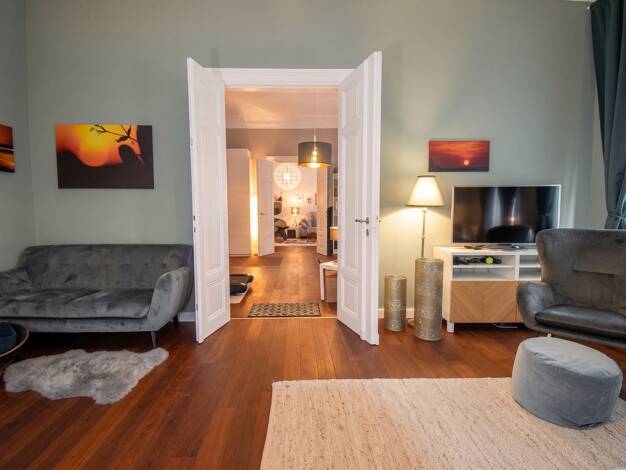 Wohnung zum Kauf 699.000 € 5,5 Zimmer 220 m² Innenstadt Halle (Saale) 06112