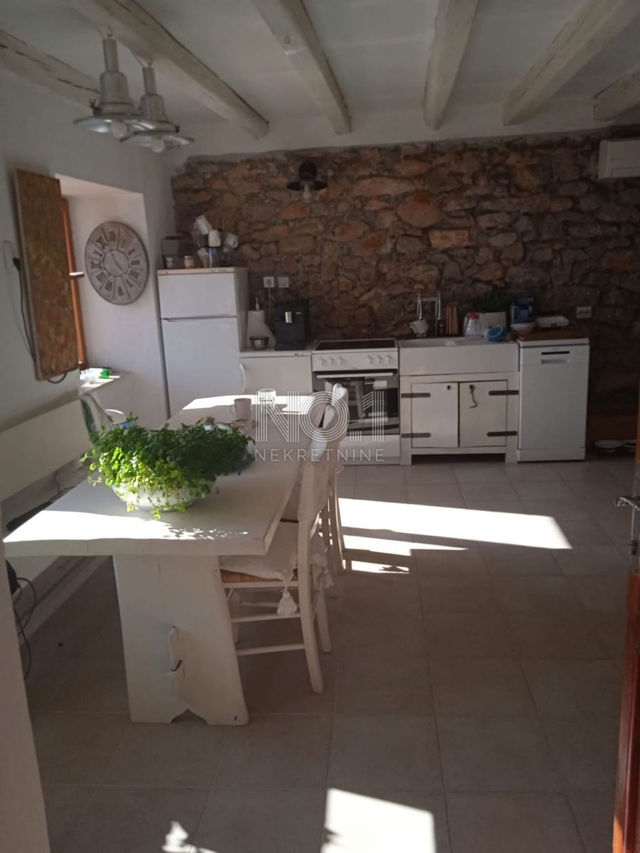 Haus zum Kauf 405.000 € 7 Zimmer 200 m²<br/>Wohnfläche Mali Losinj center