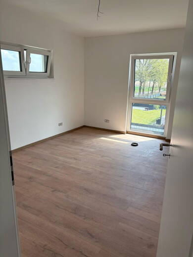 Villa zur Miete 2.199 € 4 Zimmer 185 m² 400 m² Grundstück frei ab 01.07.2025 Piaffe 8 Scharnhorst Verden 27283
