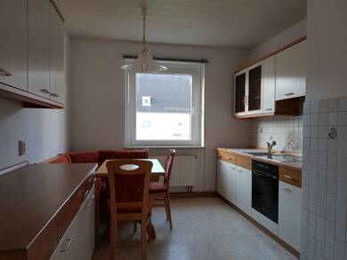 Wohnung zur Miete 300 € 3 Zimmer 63 m² Dachgeschoss, 2. Geschoss Reichenbach Reichenbach 08468