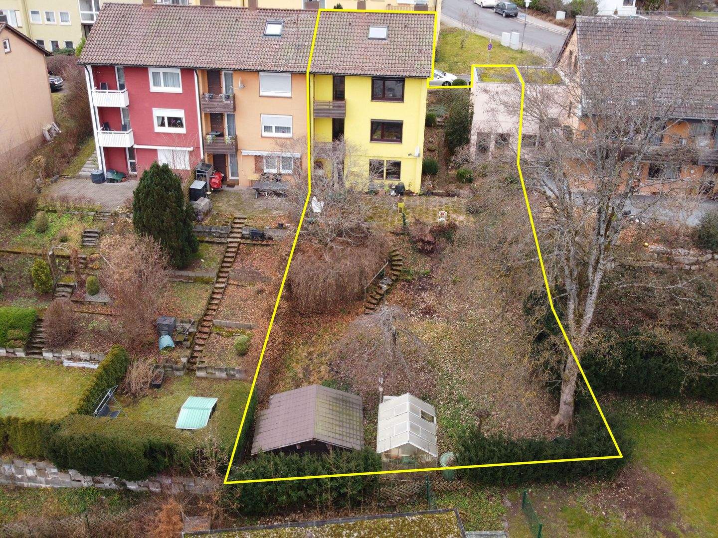 Immobilie in St. Georgen im Schwarzwald - Reihenendhaus mit Garten, Garage und Einliegerwohnung in St. Georgen - Bild 1