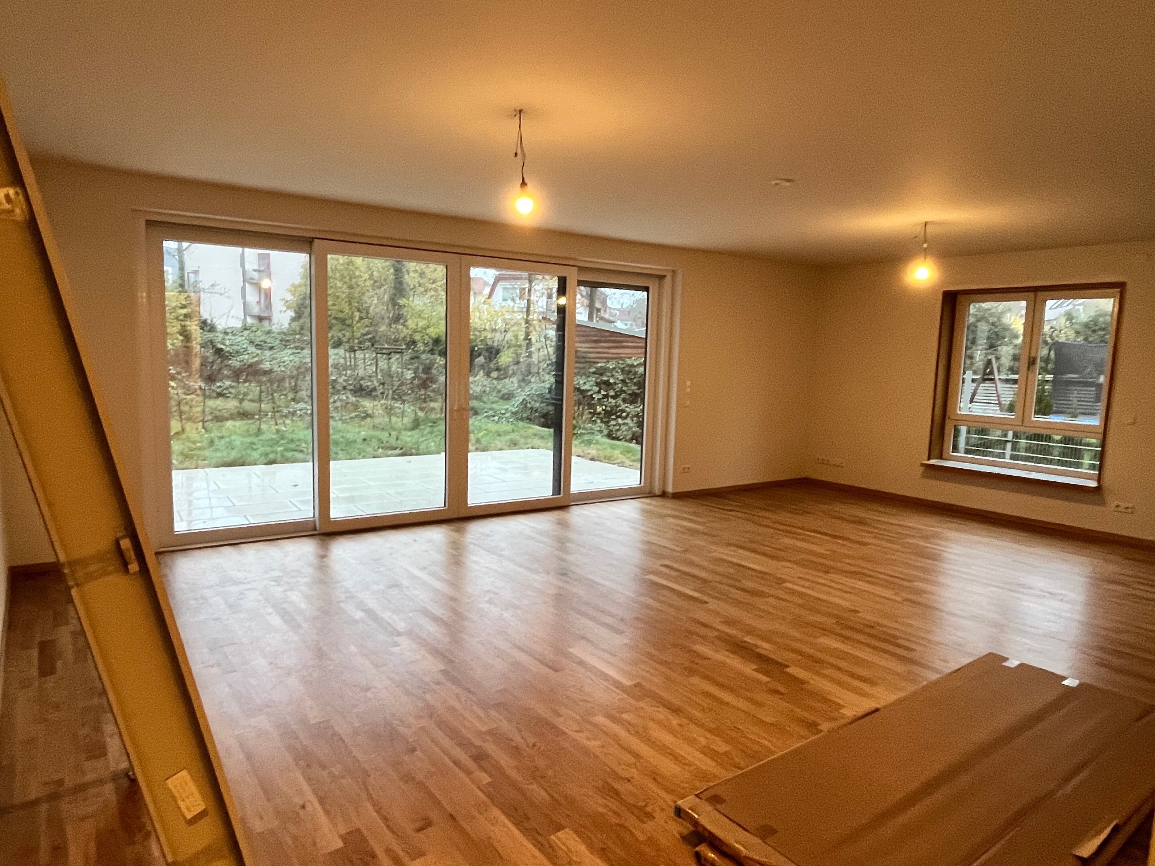 Maisonette zur Miete 1.600 € 3 Zimmer 133 m²<br/>Wohnfläche EG<br/>Geschoss ab sofort<br/>Verfügbarkeit Pfingstweide 2 Leutzsch Leipzig 04179