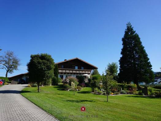 Haus zum Kauf 695.000 € 8 Zimmer 252 m² 2.300 m² Grundstück Mais Bodenmais 94249