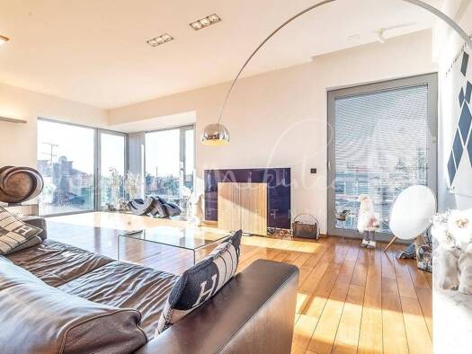 Villa zum Kauf 3.500.000 € 8 Zimmer 499 m² 650 m² Grundstück Zagreb 10000