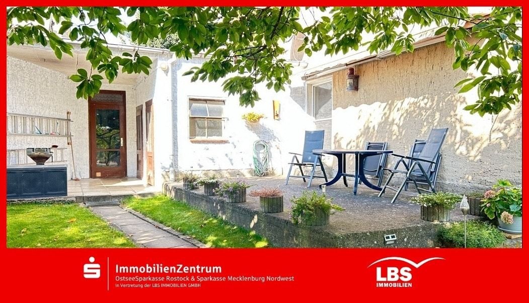 Mehrfamilienhaus zum Kauf 249.500 € 9 Zimmer 198,3 m²<br/>Wohnfläche 1.474 m²<br/>Grundstück Schwaan Schwaan 18258