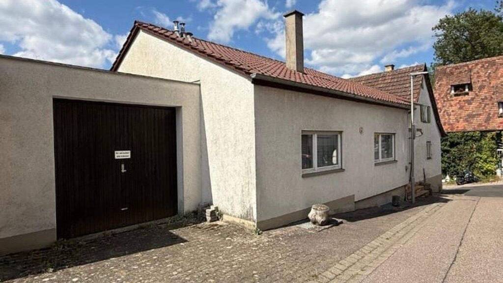Haus zum Kauf 369.000 € 5 Zimmer 110 m² 331 m² Grundstück Flacht Weissach 71287
