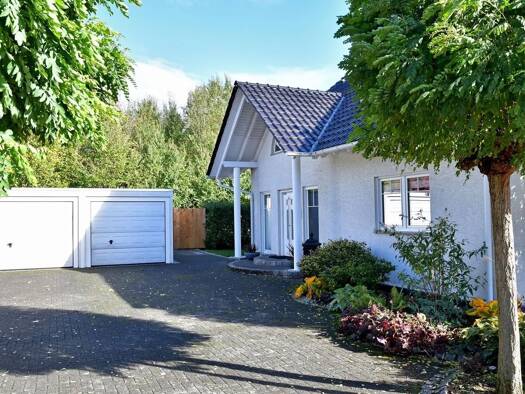 Einfamilienhaus zur Miete 2.190 € 5,5 Zimmer 162 m² 820 m² Grundstück frei ab 15.11.2026 Hein-Nicus-Straße 41 Lobberich Nettetal 41334