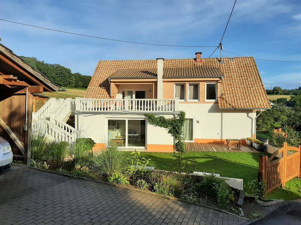 Einfamilienhaus zum Kauf als Kapitalanlage geeignet 365.000 € 5 Zimmer 184 m²<br/>Wohnfläche 490 m²<br/>Grundstück Mariaroth Dieblich 56332