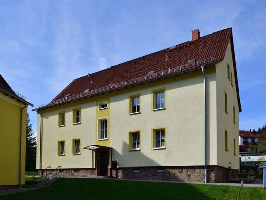 Wohnung zur Miete 462 € 3 Zimmer 66 m² 1. Geschoss frei ab 01.02.2026 Alte Oelsnitzer Str. 1b Hohndorf 09394