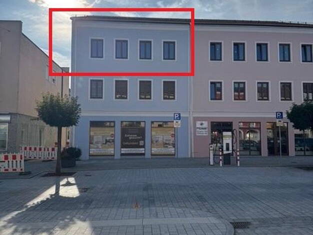 Wohnung zur Miete - Erstbezug 910 € 3 Zimmer 75 m² Dachgeschoss, 2. Geschoss frei ab 15.08.2025 Marktplatz Gangkofen Gangkofen 84160