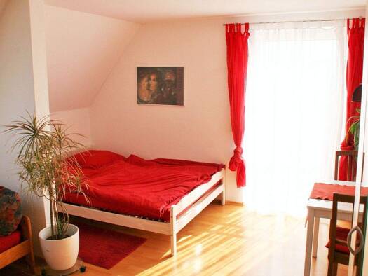 Studio zur Miete Wohnen auf Zeit 550 € 1 Zimmer 20 m² frei ab 31.08.2026 Strasse zur Rudolfshöhe 0 Aich Aichtal 72631