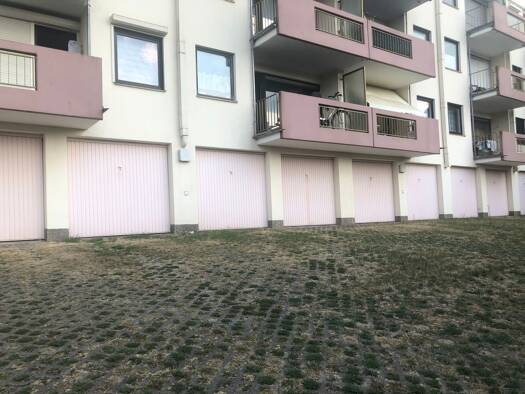 Garage zur Miete provisionsfrei 60 € 24 m² St Johann Mitte 66123