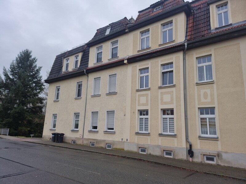 Wohnung zur Miete 200 € 1,5 Zimmer 37 m²<br/>Wohnfläche Neukirchen Neukirchen 08459